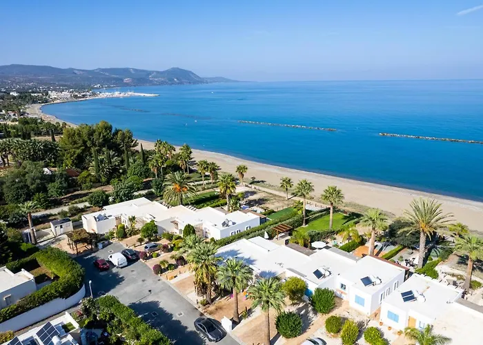 Kyma I - Beachfront Residence At Latsi